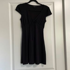 Forever 21 black v neck dress